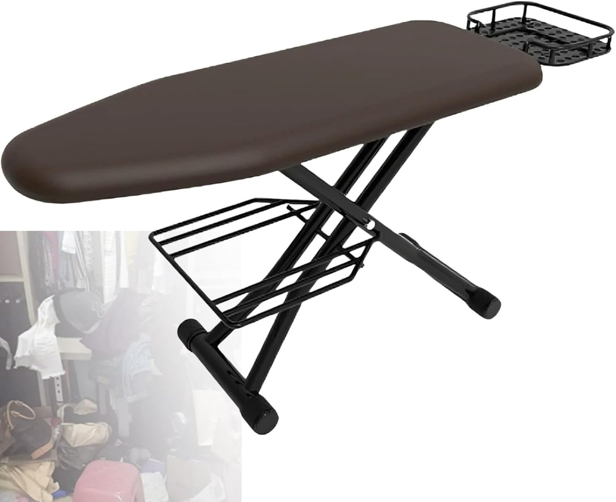 Cette table de repassage propose une surface de travail elargie avec une structure pliante