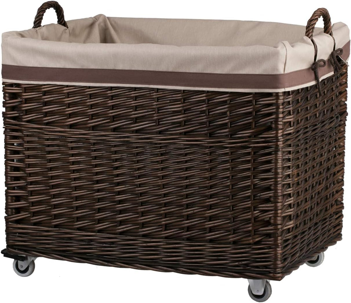 Ce coffre a linge propose des roulettes avec des elements en bois